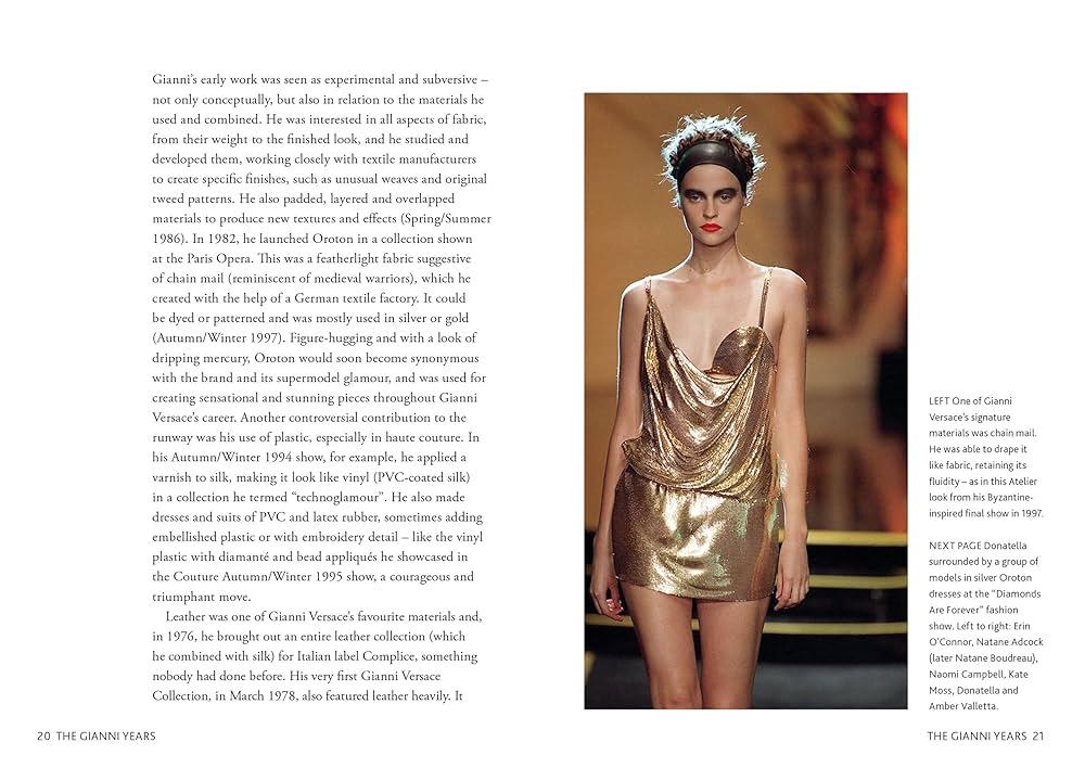 The Little Book of Versace: The Story of the Iconic Fashion